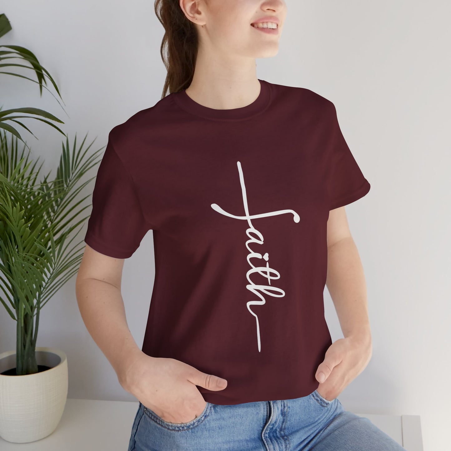 Faith Cross Women's Short Sleeve Tee