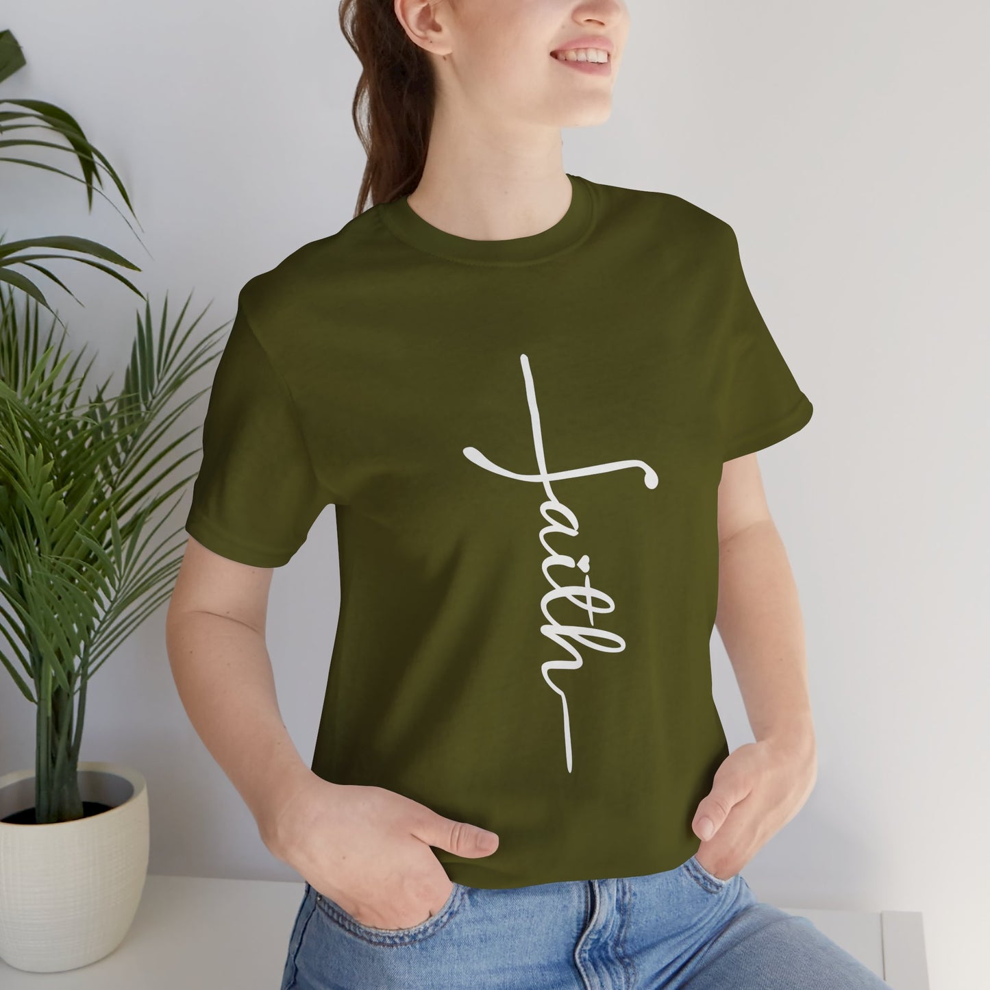Faith Cross Women's Short Sleeve Tee