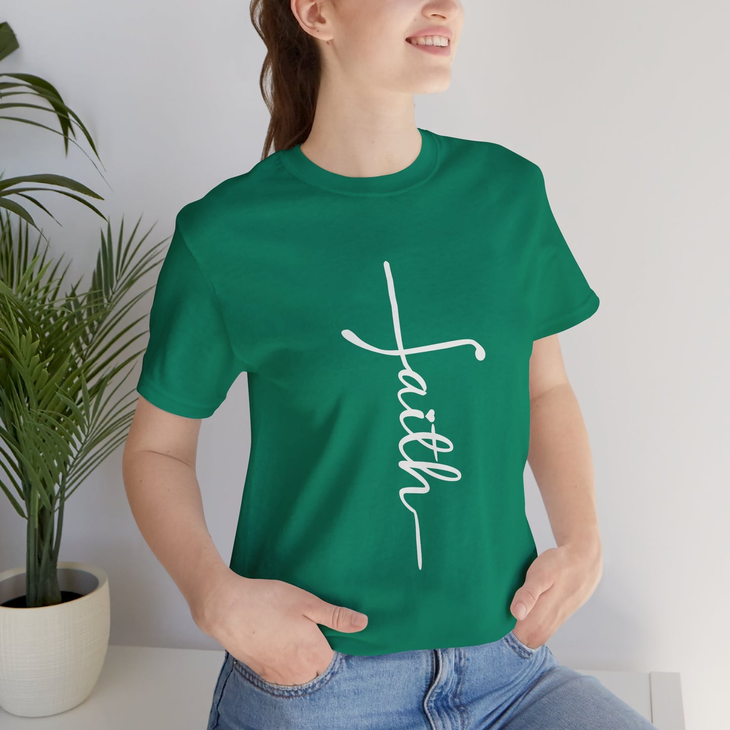 Faith Cross Women's Short Sleeve Tee